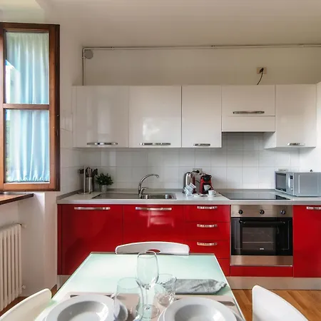 Apartman Valles & Mars *